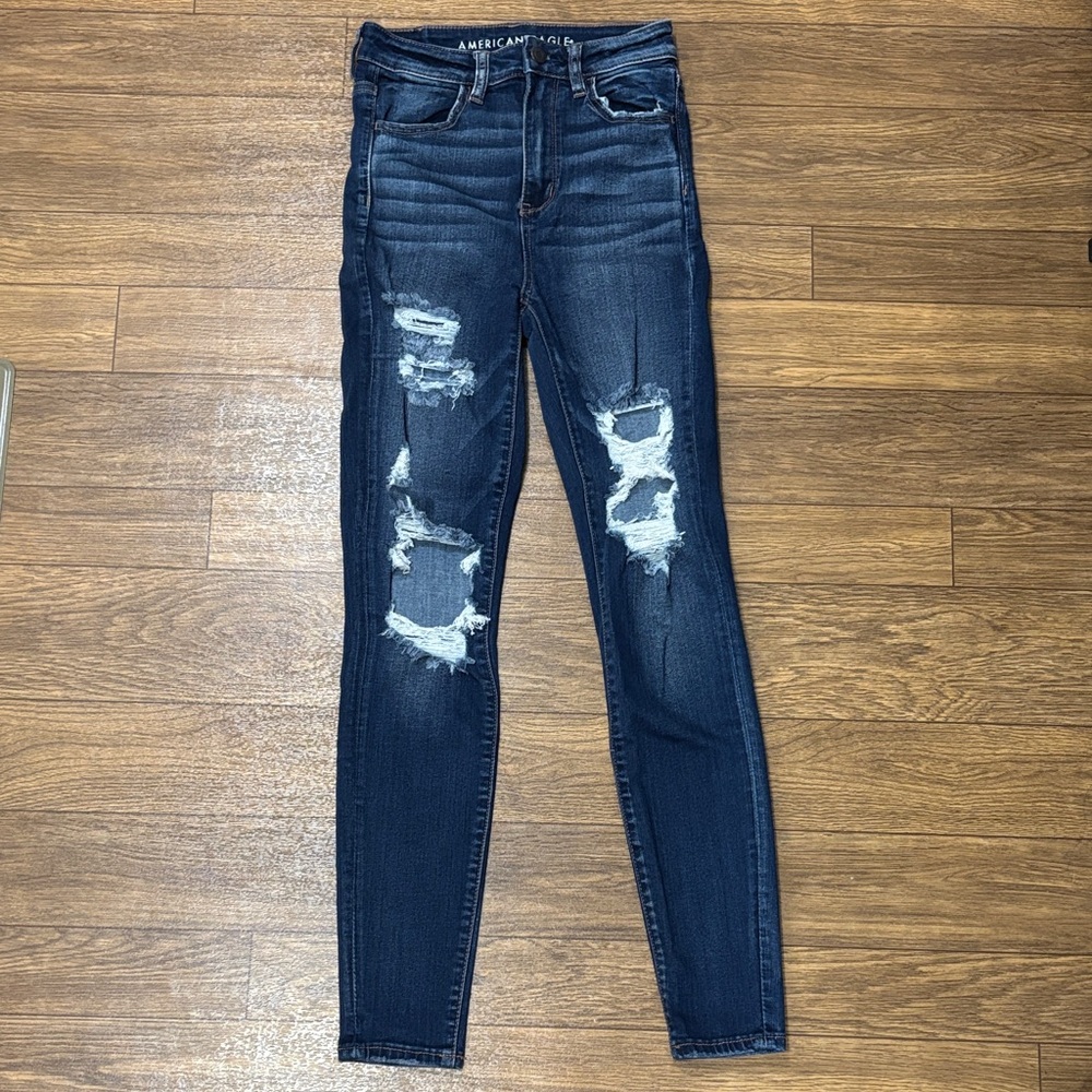 American Eagle Outfitters Women's Ripped Skinny Jeans